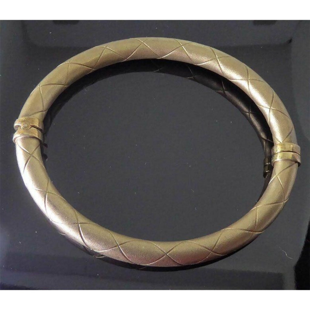 Vintage Italian 925 Sterling Silver Quilted Bangle Bracelet